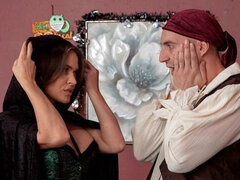 Traseiro, Peitos grandes, Boquete, Punheta, Mãe gostosa, Raspar depilar, Descascar, Tetas