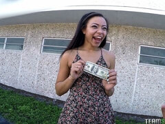 Μεγάλος κώλος, Μεγάλος πούτσος, Μεγάλα βυζιά, Μελαχροινή, Σε στάση σκύλου στα τέσσερα, Μαύρος, Κοκκαλιάρης, Έφηβος