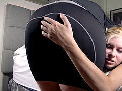 Кончили внутрь, Лизание жопы