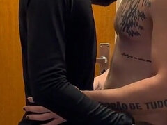 Amatéri, Anál, Veľké péro, Pár, Tetovanie