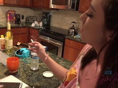 Amaterji, Rit, Plaža, Bikinke, Majhen, Prvoosebno snemanje seksa, V javnosti, Kajenje