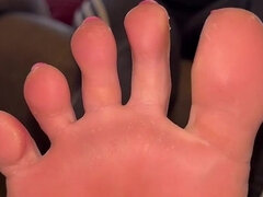 Amatőr, Uralkodás, Domina szerep, Fétis, Lábfej fétis, Megalázás, Zoknik