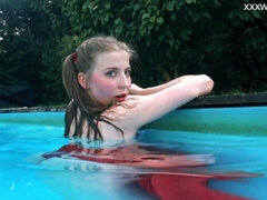 Brunett, Ex flickvän, Fetisch, Flickvän, Hd, Offentlig, Tuttar, Under vattnet