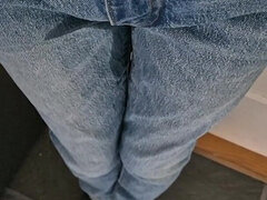Jeans Piss