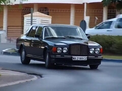 Tette grandi, Bionda, Pompino, Coppia, Cazzo vecchio, Terzetto, Guardone, Moglie