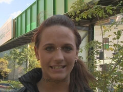 素人, フェラチオ, 指いじり, 手コキする, なめる, アウトドア, オマンコ, のぞき