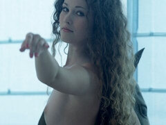 Amatéri, Zadok, Prstovanie, Pružné, Masturbácia, Vychudnutá, Stripping, Teenka