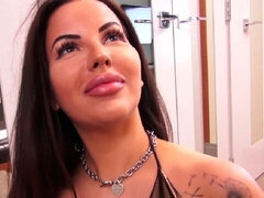 Amateur, Gros cul, Grosse bite, Gros seins, Sucer une bite, Mère que j'aimerais baiser, Pov, Jarretelles