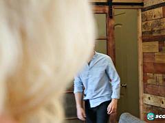 Grote mammen, Blond, Pijpbeurt, Sperma shot, Hd, Rijpe lesbienne, Moeder die ik wil neuken