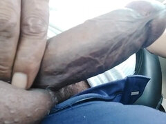 Enthousiasteling, Grote lul, Auto, Dik, Indisch, Interraciaal, Masturbatie, Alleen