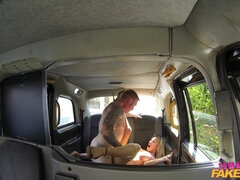 Female Fake Taxi - Driver Takes A Facial For A Fare 1
