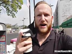 Ερασιτέχνης, Πρωτη φορα, Μασάζ