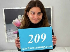 Amatéři, Velký zadek, Kuřba, Na pejska, Spodní prádlo, Přírodní prsa, Vyhublá, Kozičky