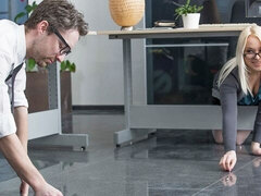 Duży tyłek, Duży kutas, Blondynka, Obciąganie, Styl na pieska, Biuro, Pończochy, Cycki