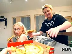 Blondin, Fångad, Hanrej, Flickvän, Skriker, Tonåring, Tajt, Tuttar