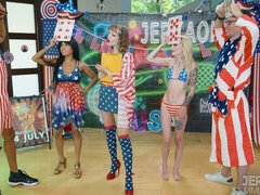 Velik kurac, Fafanje, Doggystyle, Naravne joške, Zunaj, Koščena, Najstnice, Joške