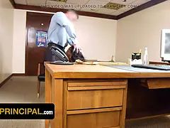 Pervert principal - ebony stepmom Naomi Foxxx squirting on milky cock