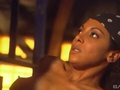 Morena, Piercing, Realidade