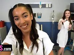 Doktor, Doggystyle, Flexibel, Fyrkant, Gangbang, Hårig, Orgie, Fitta