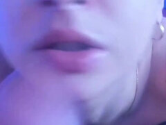 Duże cycki, Obciąganie, Para, Twarzowy, Hardcore, Mamuśka, Ostro, Tatuaż