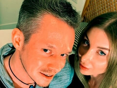 금발의, 오랄섹스, 핸드잡, 랑제리, 셀카, 스트리핑, 청소년, 젖가슴