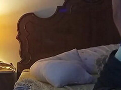 Amatőr, Elsö alkalom, Meleg