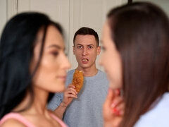 Απίστευτο, Μαύρος, Πίπα, Μελαχροινή, Σε στάση σκύλου στα τέσσερα, Θηλυκό θηλυκό αρσενικό, Ώριμη γυναίκα, Τρίο