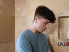 Velké kozy, Kuřba, Dávení penisem, Hardcore, Latinské, Milf žcbp, Sprcha, Nevlastní máma