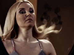 Ξανθιά, Πίπα, Μελαχροινή, Μαλακία, Φιλί, Ελαφρύ, Τατουάζ, Τεράστιος