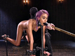 Bondage, Vibratore, Fetish, Capellona, Figa, Tatuaggi, Legati, Giochi