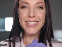 18, デカ尻, デカパイ, 大学生, レズビアン, なめる, プール, ティーン