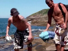 Anal, Plage, Sucer une bite, Double pénétration, Faciale, Allemand, De plein air, Plan cul à trois