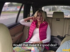 Amateur, Sucer une bite, Voiture, Tromperie, Couple, En levrette, Masturbation, Chatte