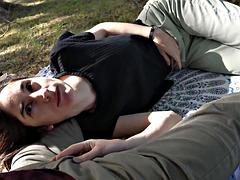 Gevangen, Sperma shot, Schattig, Sperma in gezicht, Handbeurt, Hd, Openbaar, Tiener