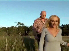 Veľké péro, Nemecké, Vonku, Teenka, Medzi kozy