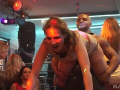 Минет, Брюнетки, Европейки, Фетиш, Группа, Межрасовый секс, Белье, Зрелые