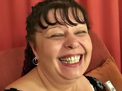 Chubby mom likes to ride and suck POV
