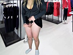 Krásky, Veľké péro, Blondína, Muži v dámskom, Striekanie semena, Masturbácia, Vonku, Na verejnosti