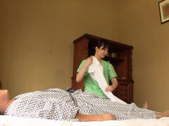 Μεγάλα βυζιά, Πίπα, Μελαχροινή, Χύσιμο, Συμπαθητική, Θηλυκός, Μασάζ, Αυνανισμός