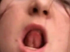 Enthousiasteling, Pijpbeurt, Mollig, Sperma in mond, Huisgemaakt, Huisvrouw, Rijden, Oud