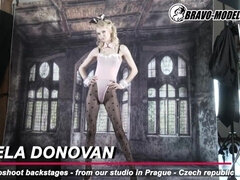 V zákulisia, Blondína, Českej, Žena, Hd, Prírodné, Prirodzené prsia, Sólo