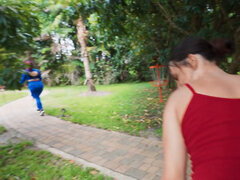 Obciąganie, Brunetka, Na wolnym powietrzu