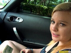 Grote kont, Grote lul, Grote mammen, Blond, Pijpbeurt, Hondjeshouding, Natuurlijke tieten, Gezichtspunt