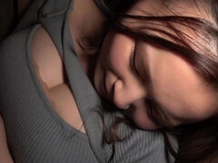 18 éves, Amatőr, Ázsiai, Cumizás, Gépkocsi, Lovaglás, Tini, Begyek