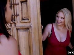 아메리카인, 쿠거, 키스, 레즈비언, 부끄러운, 문신, 청소년, 젖가슴