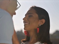 Όμορφη, Μεγάλος πούτσος, Στο πρόσωπο, Σκληρό, Εκτός, Κοκκαλιάρης, Ταυλανδέζικο, Η σύζυγος