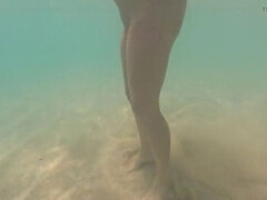 Emma Voyeur Naked Underwater Pool Play - Amateur MILF Tease Big Ass & Titties Flashing
