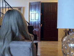 Lízanie análu, Mačiatko, Spálne, Blondína, Honění, Bozkávanie, Výprask, Pička