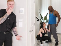 Stor stjärt, Stor kuk, Stora tuttar, Avsugning, Doggystyle, Gangbang, Mellanrasig, Milf