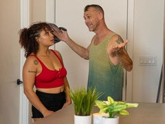 Hatalmas hátsó, Monumentális dákó, Tekintélyes didik, Cumizás, Gesztenyebarna, Kutya póz, Érett feleség, Szabadban